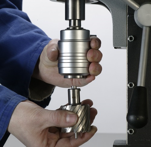 Advantages of KEYLESS Drill Chuck Tool Holder