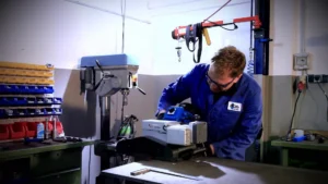 Vídeo del manual de usuario de la máquina de taladrado magnética MAB 1300.